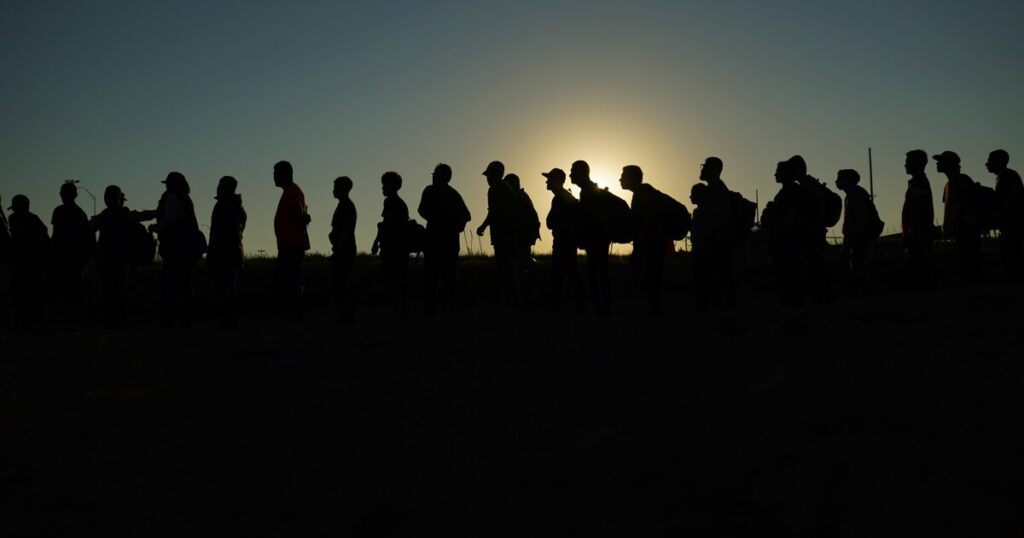 record-50m-immigrants-in-us,-spiked-by-illegal-surge-under-biden