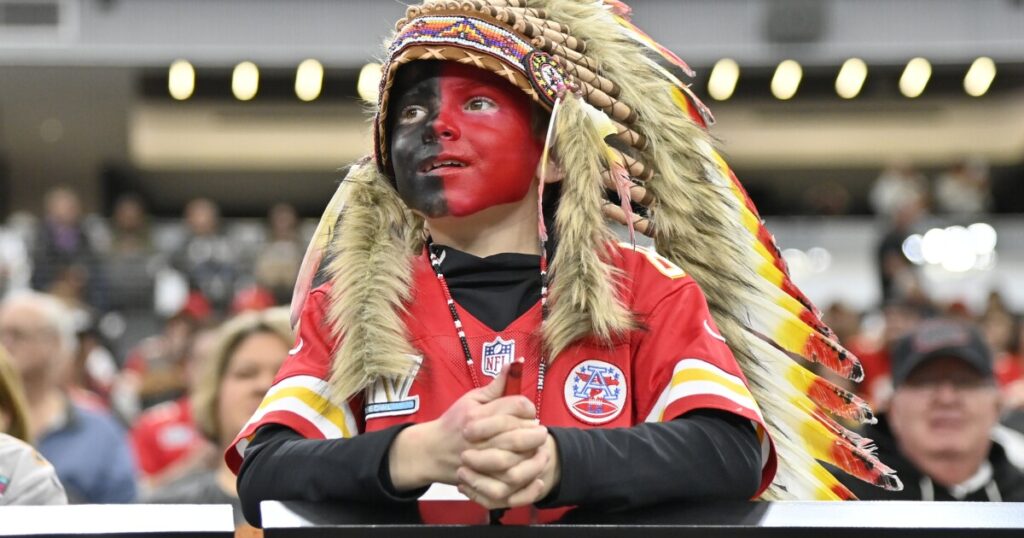 father-of-young-kansas-city-chiefs-fan-says-it-is-‘a-little-too-late’-for-an-apology