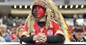 father-of-young-kansas-city-chiefs-fan-says-it-is-‘a-little-too-late’-for-an-apology