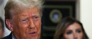 appeals-court-reinstates-trump-gag-order-in-fraud-trial