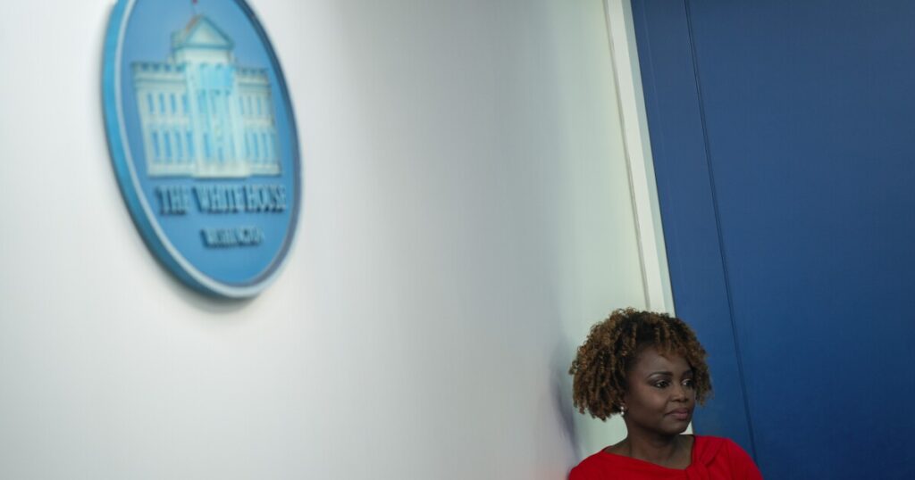 white-house-cuts-briefing-short-after-disruption-from-reporter