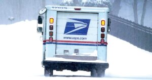 can-a-great-holiday-season-save-the-us-postal-service?-sadly,-no