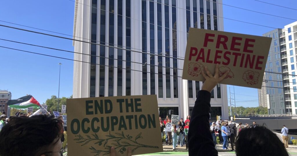 protester-with-palestinian-flag-sets-self-on-fire-outside-midtown-atlanta-building-housing-israeli-consulate