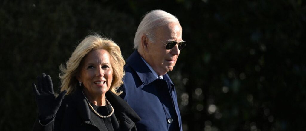 fact-check:-military-chaplain-did-not-mention-trump-during-‘friendsgiving’-event-with-the-bidens