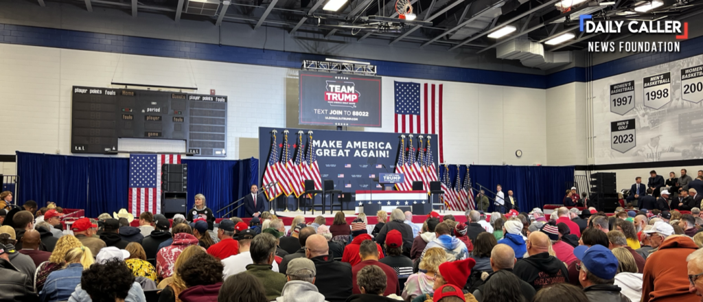 ‘he’s-proved-himself’:-iowa-voters-tout-trump’s-white-house-experience-ahead-of-cedar-rapids-speech