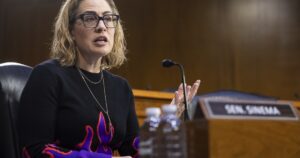 all-eyes-on-arizona’s-kyrsten-sinema-for-2024-decision-with-senate-control-in-the-balance