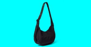the-viral-baggu-crescent-bag-is-worth-the-tiktok-hype