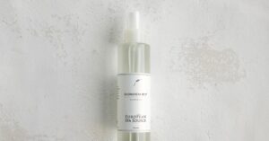 this-aromatherapy-shower-spray-smells-like-god’s-armpit