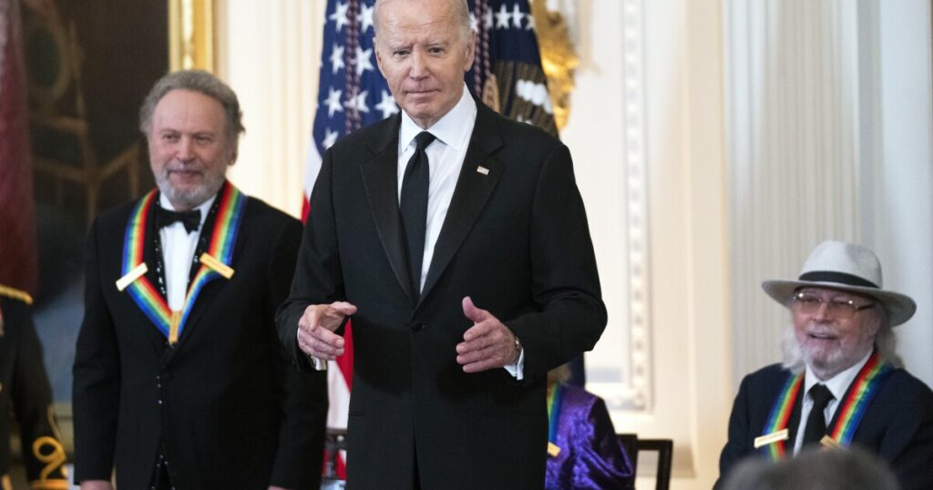 biden-hosts-billy-crystal,-barry-gibb,-and-queen-latifah-among-kennedy-center-honorees