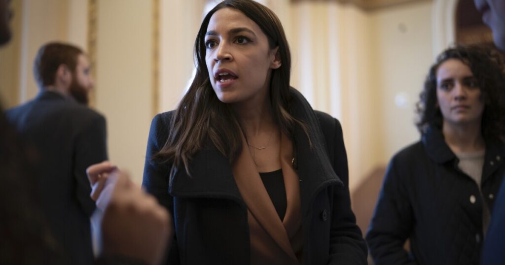 ‘total-s***show’:-‘arrogance’-behind-aoc’s-green-new-deal-rollout-slammed-in-new-book