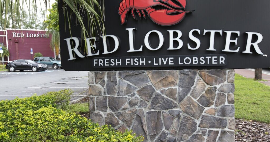 red-lobster-raises-price-for-its-endless-shrimp-in-wake-of-$11-million-operating-loss