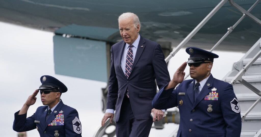 white-house-insists-biden-in-‘compliance’-with-jet-setting-expenses-pre-james-taylor-concert