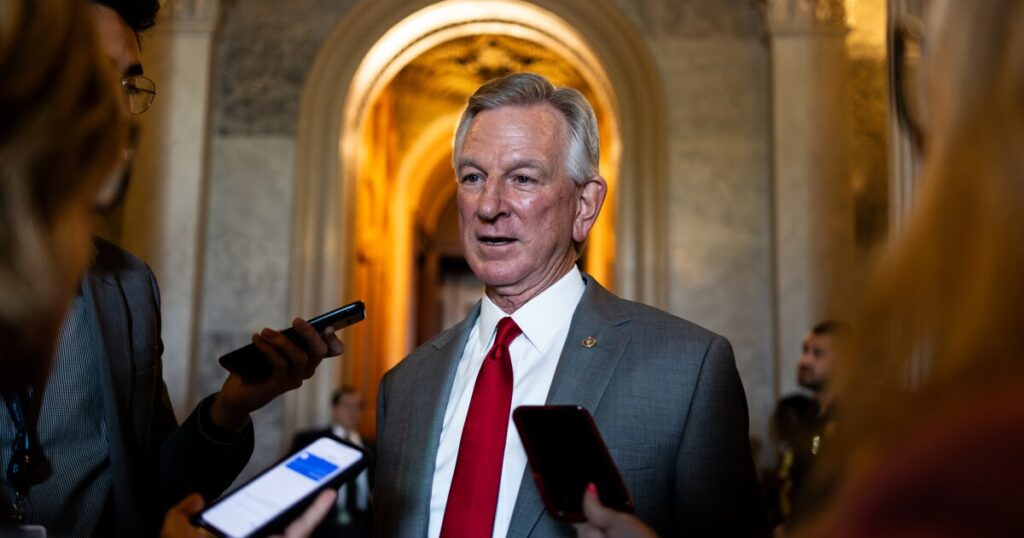 tommy-tuberville-ends-military-blockade-in-the-senate-sparked-by-abortion-policy