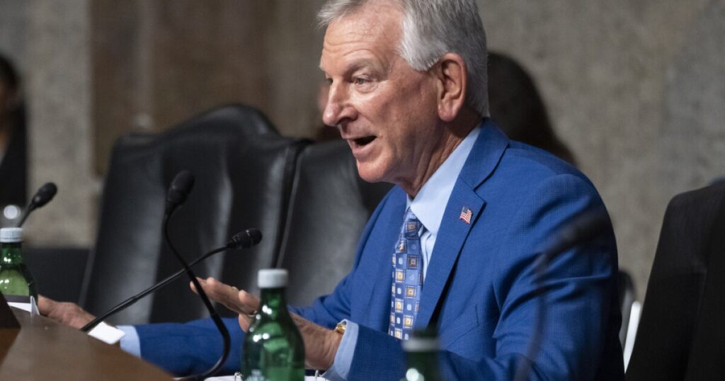 senate-unanimously-votes-in-over-400-military-promotions-held-up-by-tuberville-blockade