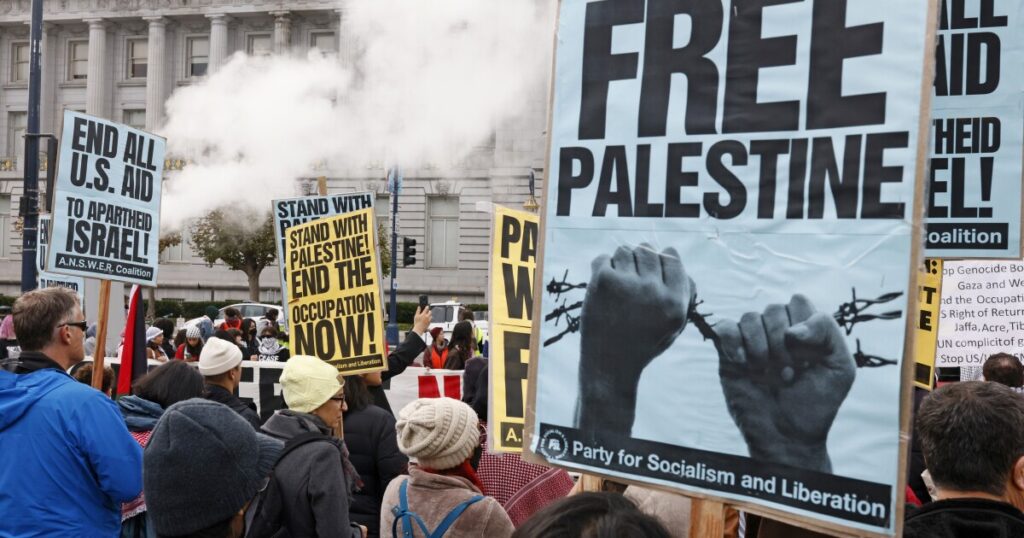 california-cancels-christmas-tree-lighting-ceremony-after-pro-palestinian-protest-threats