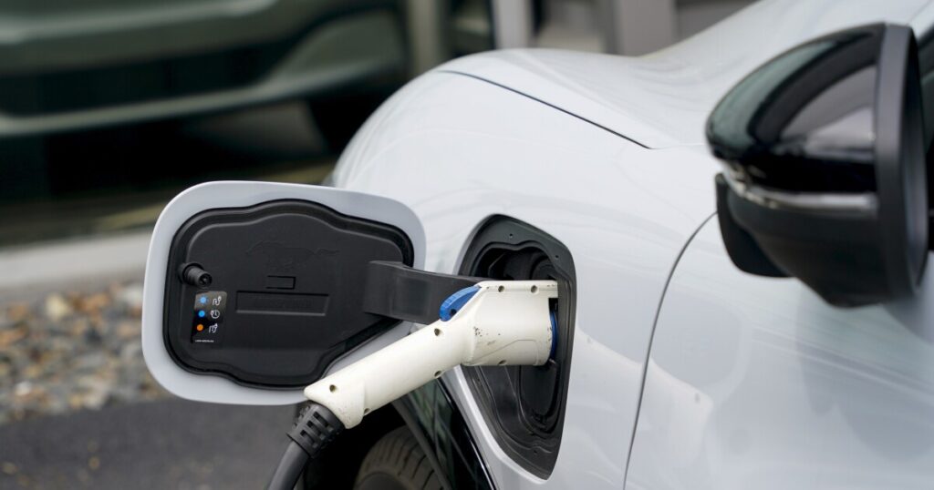 democrats-blast-gop’s-ev-bill-as-effort-that-will-cause-premature-deaths