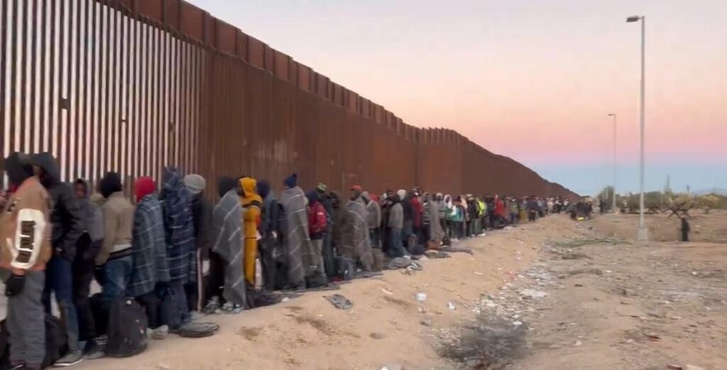 never-ending-line-of-military-age-men-from-africa,-middle-east-illegally-cross-into-lukeville,-arizona-on-biden’s-open-border-invitation-(video)-|-the-gateway-pundit-|-by-cristina-laila