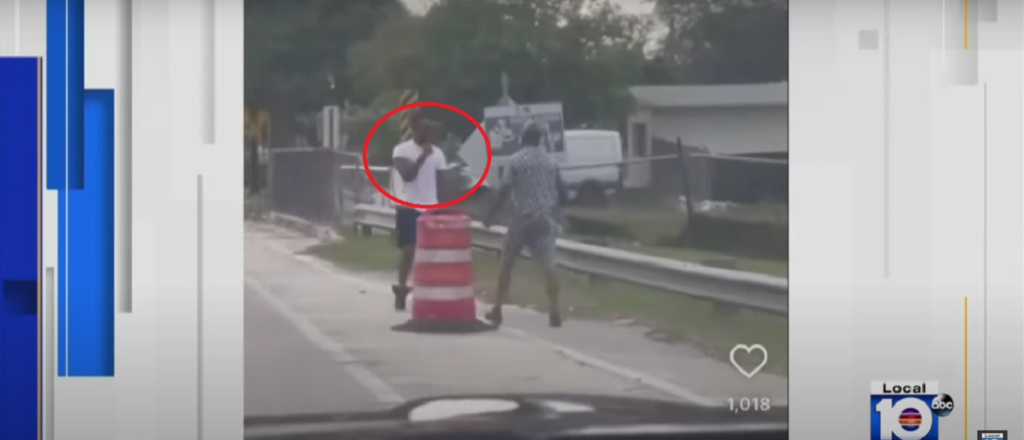 ‘out-of-control’:-video-shows-two-men-in-knife-fight-‘stabbing-at-each-other’-in-middle-of-roadway