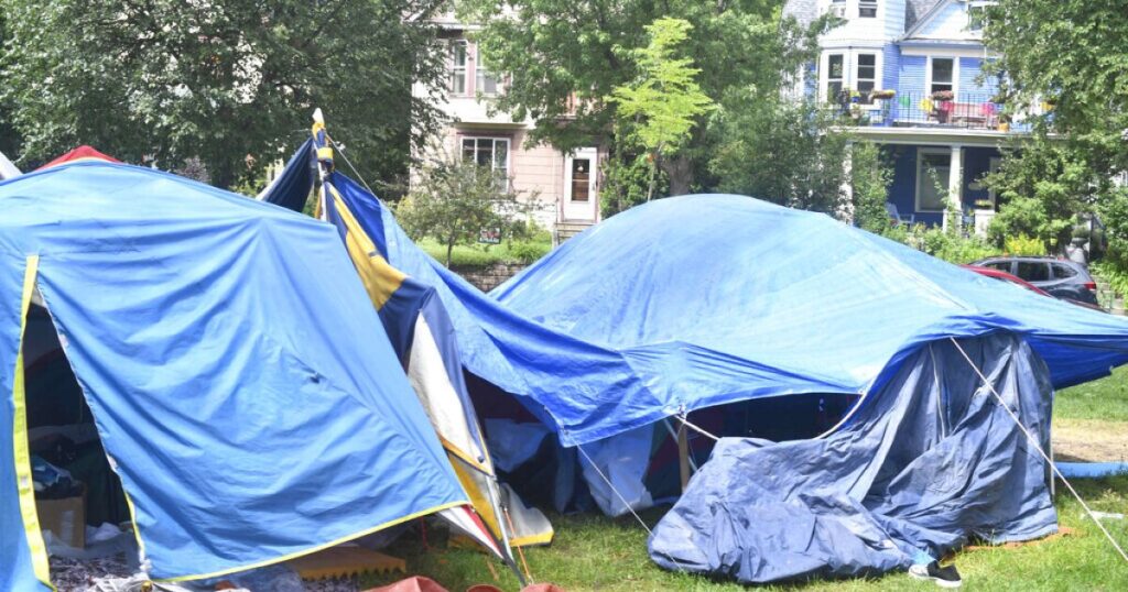 minneapolis-declares-public-health-emergency-as-homelessness-rises