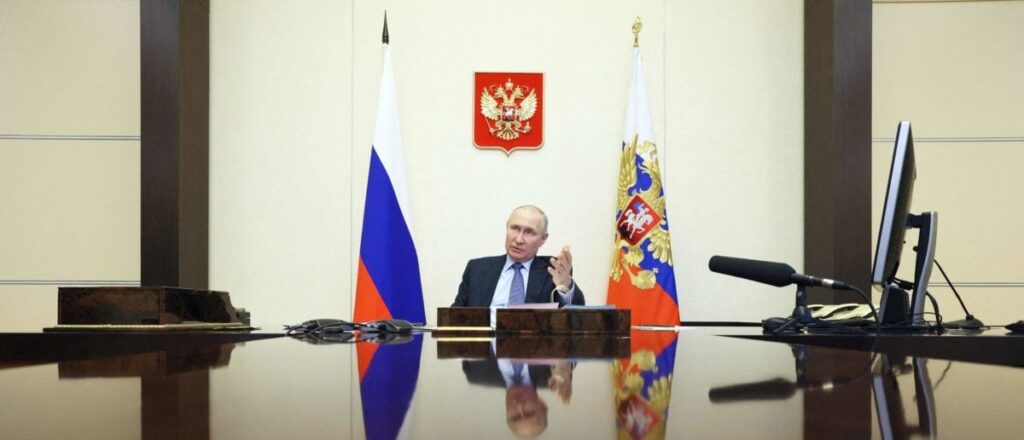 fact-check:-did-vladimir-putin-execute-the-‘white-lung’-doctor?