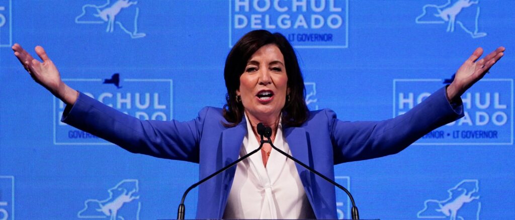 new-york-gov.-issues-stern-warning-to-colleges-that-don’t-crack-down-on-campus-antisemitism