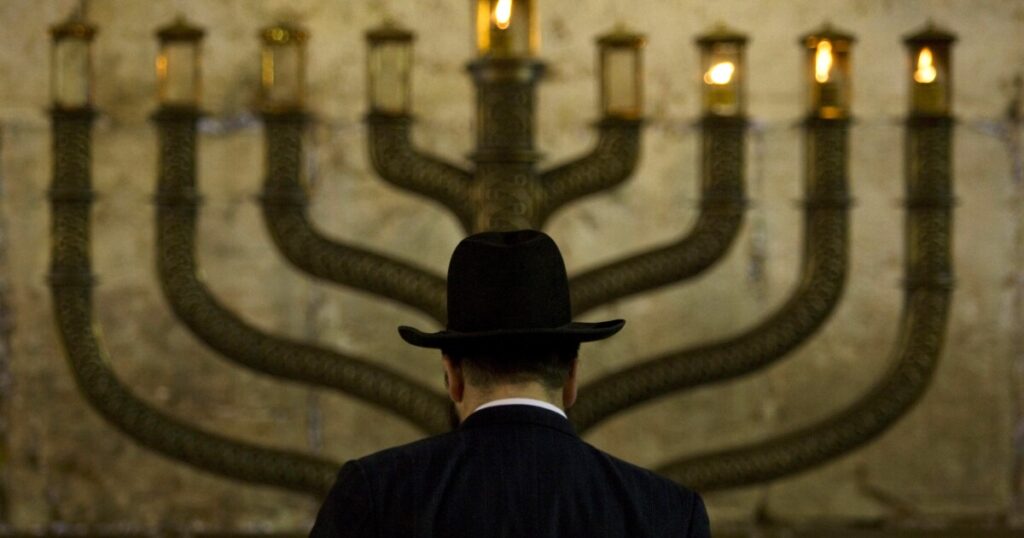 hanukkah-2023:-why-jewish-celebrations-are-being-canceled-nationwide