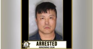 shoppers-warned-of-gift-card-scam-linked-to-chinese-national-|-the-gateway-pundit-|-by-david-greyson