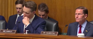 the-senate-is-considering-an-ai-bill-that-could-radically-alter-the-future-of-the-internet