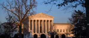 supreme-court-tosses-conflicting-lower-court-rulings-on-biden-admin-vaccine-mandate