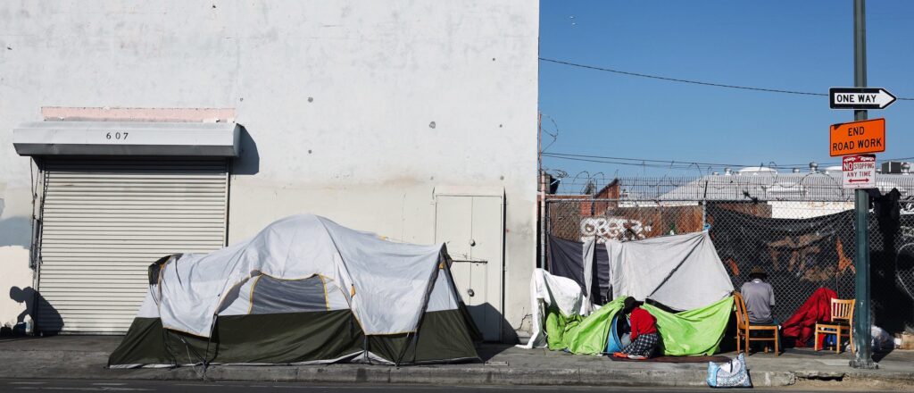 homeless-people-caught-pitching-tents-as-dem-mayor-touts-strides-in-tackling-homelessness