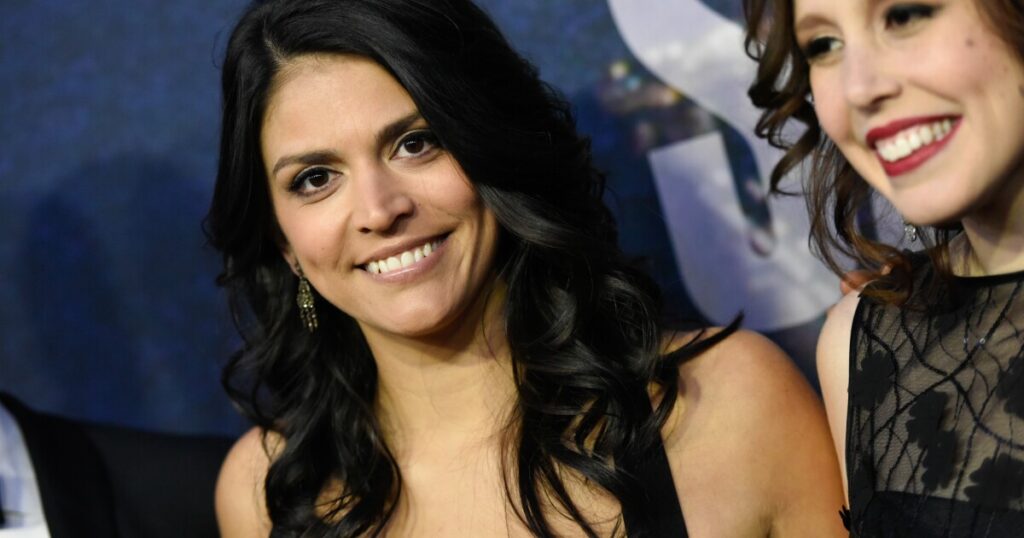 snl-star-cecily-strong-‘backed-out’-of-sketch-on-house-hearing-on-antisemitism:-report