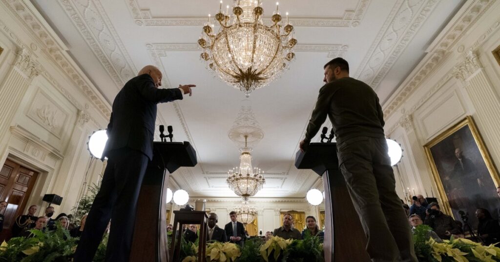 biden-decision-to-mix-ukraine-and-border-politics-backfires-ahead-of-zelensky-meeting