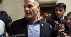 biden-district-republicans-signal-support-for-impeachment-inquiry-despite-political-risks