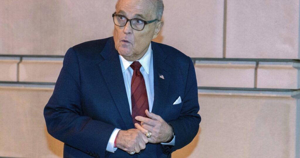 rudy-giuliani-defamation-trial:-georgia-election-worker-recounts-death-threats-against-her