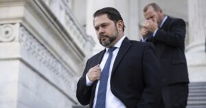 gallego-hit-for-staying-silent-on-harvard-president’s-response-to-antisemitism