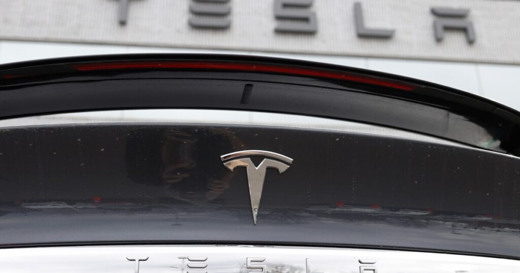 tesla-issues-major-recall-over-autopilot-feature-failure