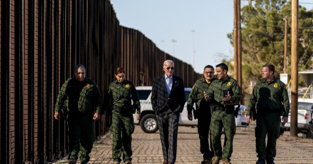 white-house-pressed-on-biden’s-proposed-return-to-trump-era-immigration-policies