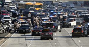 jewish-protesters-shut-down-la-freeway-in-call-for-gaza-ceasefire