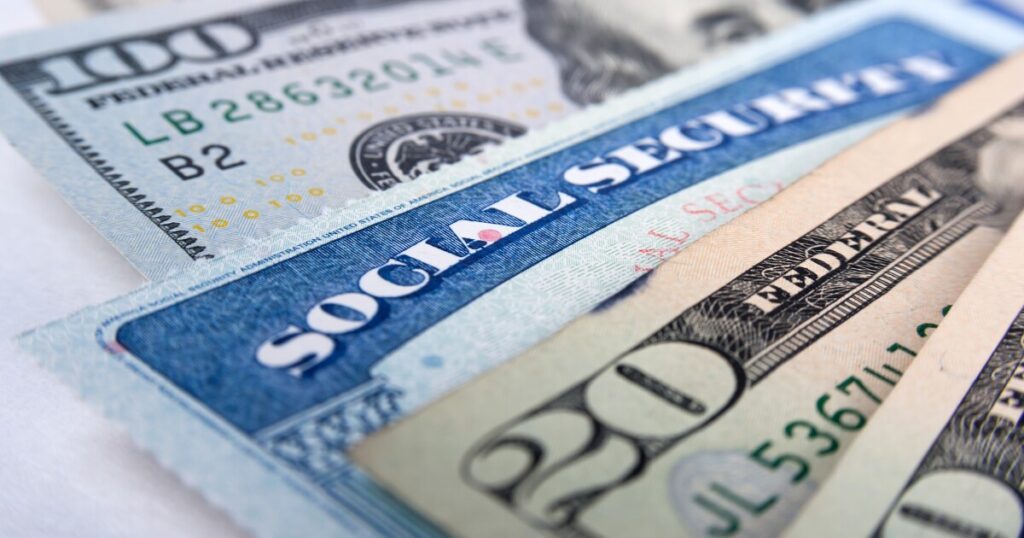social-security-update:-second-round-of-december-payments-worth-$4,555-to-be-sent-out-in-six-days