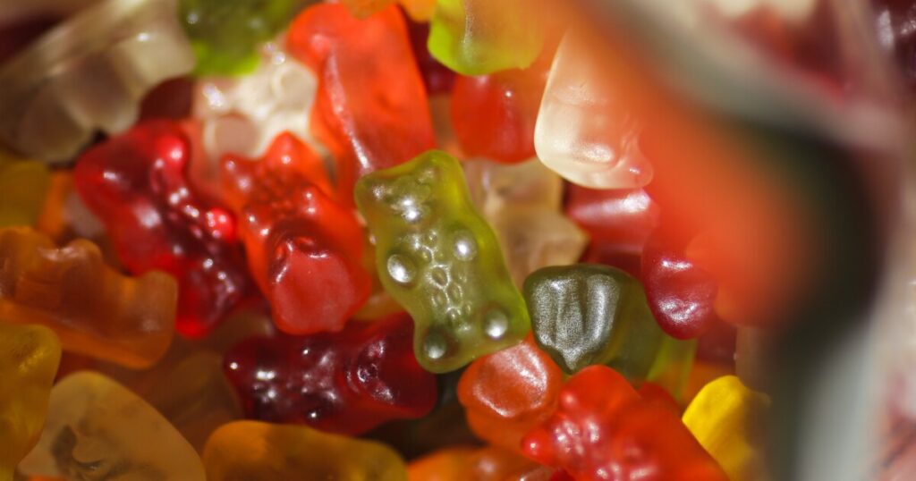 two-in-custody-after-elementary-school-students-share-fentanyl-gummy-bears