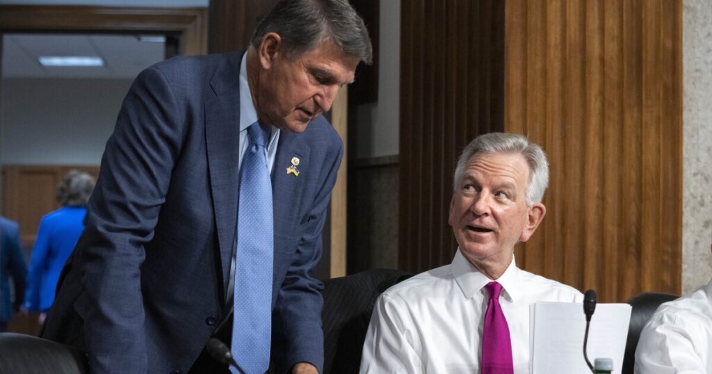 senate-approves-back-pay-for-officers-caught-in-tuberville-military-blockade