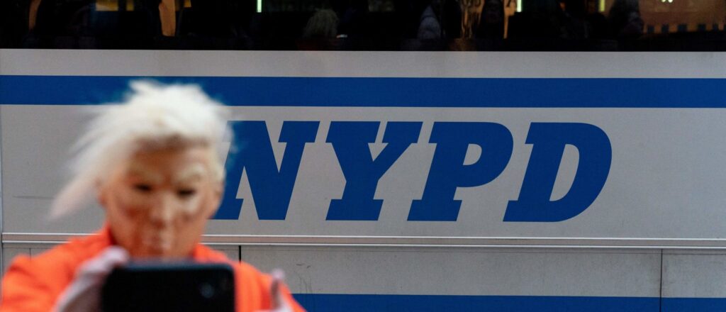 wanted-sex-offender-killed-during-hours-long-standoff-with-cops-in-new-york
