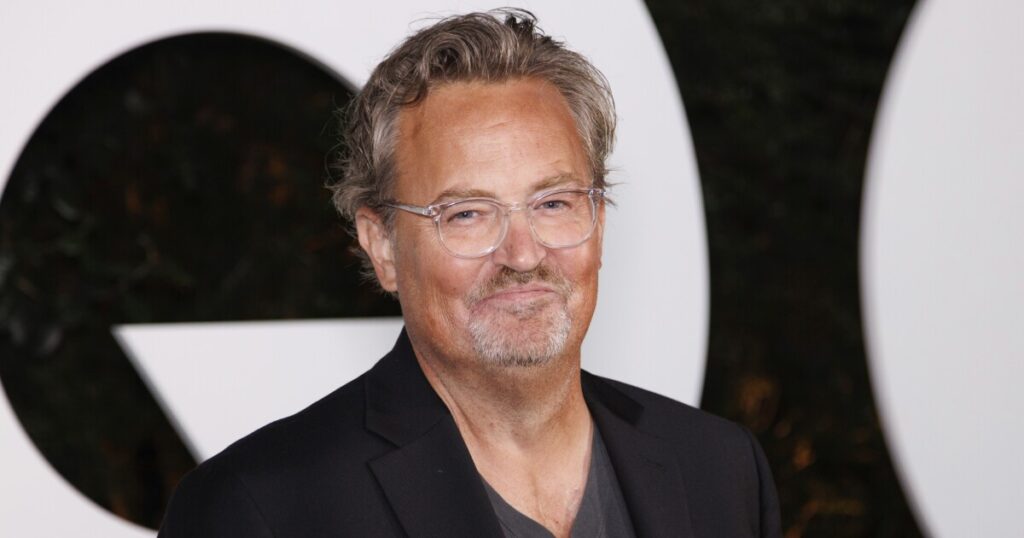 officials-release-matthew-perry’s-cause-of-death-after-deferring-over-a-month