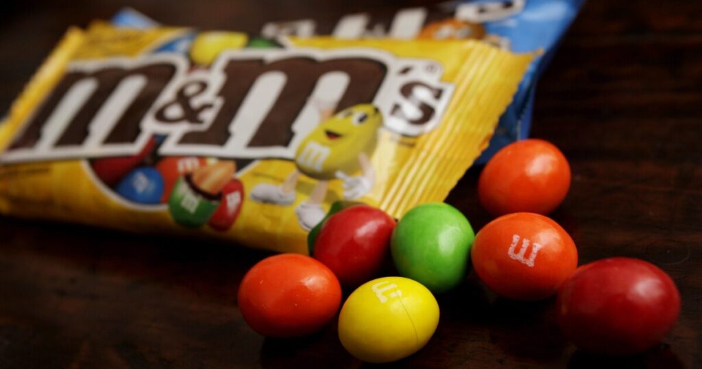 mars-candy-to-bring-back-m&ms-for-super-bowl-ad-following-indefinite-pause