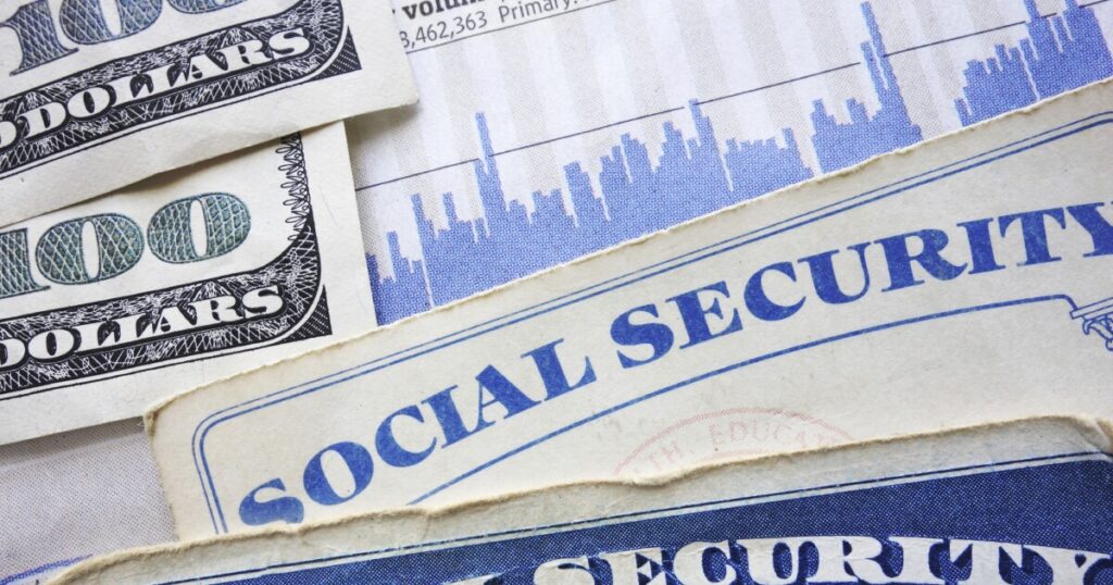 social-security-update:-second-of-december-double-payments-worth-$914-to-be-sent-out-in-13-days