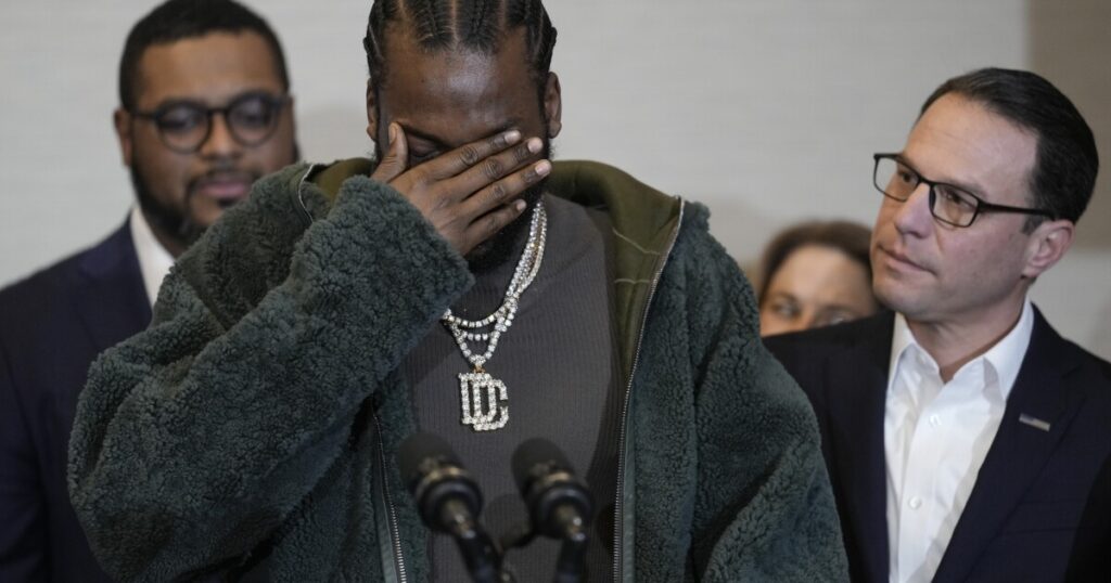 gov.-josh-shapiro-joined-by-rapper-meek-mill-as-he-signs-probation-reform