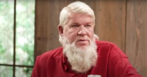 golf-legend-john-daly-says-‘all-of-us-on-the-tours-…-want-daddy-trump-back’