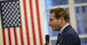 dean-phillips-2024-campaign-blasted-by-house-democrats:-‘total-joke’