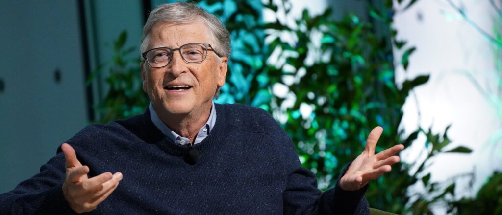 bill-gates-photographed-with-alleged-epstein-victim-years-after-the-trafficker’s-arrest