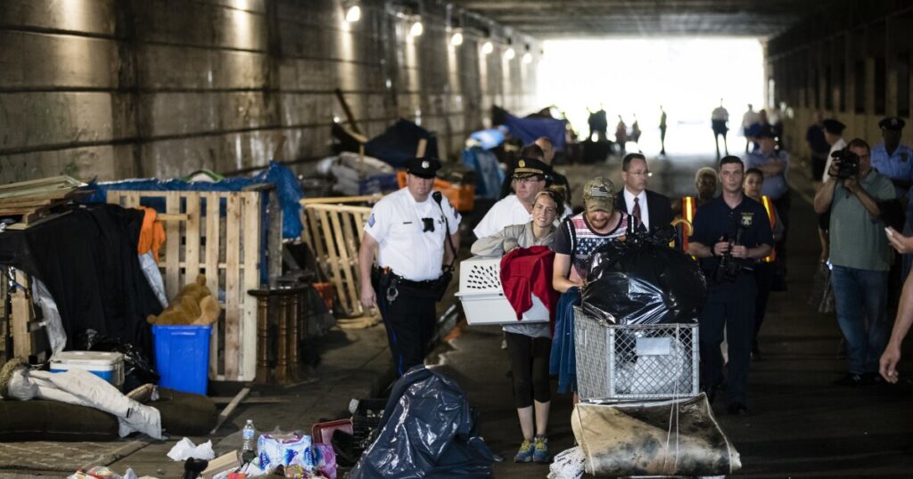 content-creators-blasted-for-profiting-off-of-philadelphia’s-‘tranq-tourism’